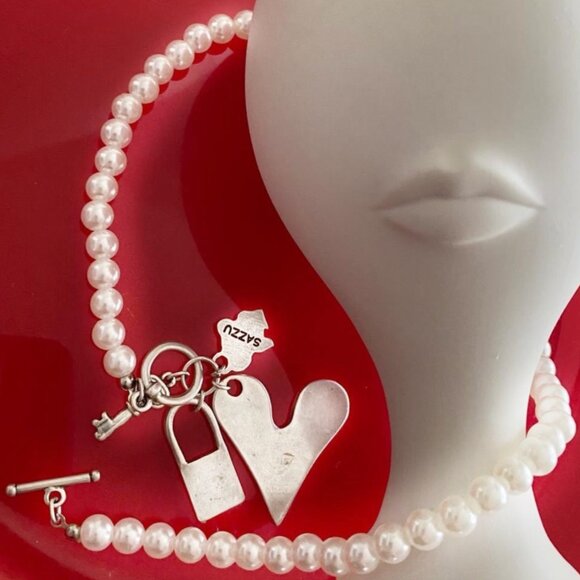 Necklace - Picture 2 of 4